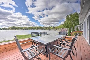 Deck | Fire Pit | Gas Grill | Lake Views