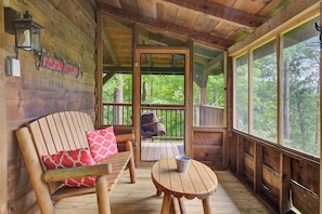 Screened-In Porch w/ Views | Pet Friendly w/ Fee