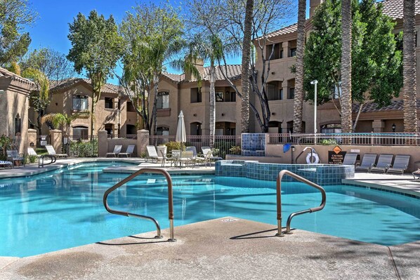 Scottsdale Vacation Rental | 2BR | 1BA | 950 Sq Ft | Step-Free Access