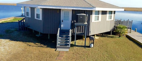 Slidell Vacation Rental | 1 BR | 1 BA | 1,300 Sq Ft | Cottage