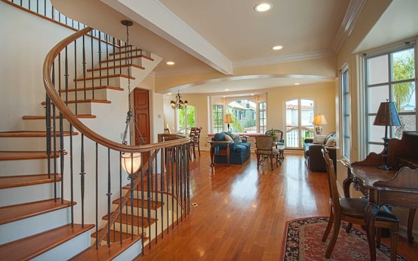 2nd Floor - Main Living Area