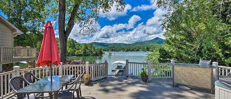 Hiawassee Vacation Rental | 2BR | 2BA | 1,200 Sq Ft | Stairs Required