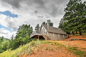 Home Exterior | Valley Views
