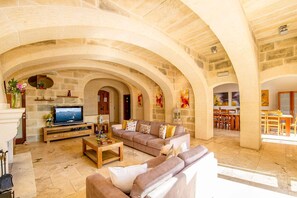 Dream by Hamlet holiday villa in Gozo