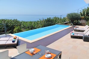 Our Madeira Villas in Madeira with Heated Pool - Designhouse