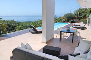4 Our Madeira Designhouse Sunterrace Setee 6