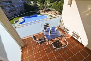 Apartamento en complejo Alto Standing La Pineda. Salón ROMANA