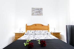 Apartamento vacaciones en La Pineda Tarragona. Cama Doble P.PRIMA 2