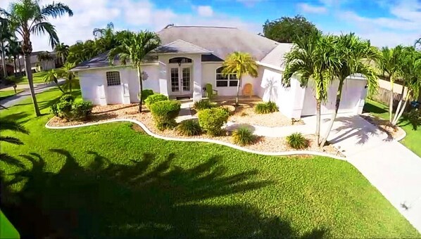 www.villa-palm-island-florida.de
https://vacationrentals-more.com
