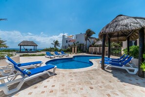 Pool Area - Casa Iguana 4 bedroom Akumal Mexico Vacation Rental (2 structures) Main and Guest house