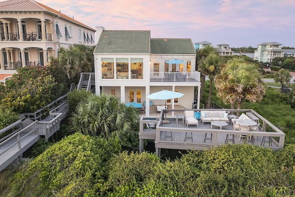 Hakuna Matata - Luxury Beach Front Vacation House with Private Pool on 30A - Five Star Properties Destin/30A