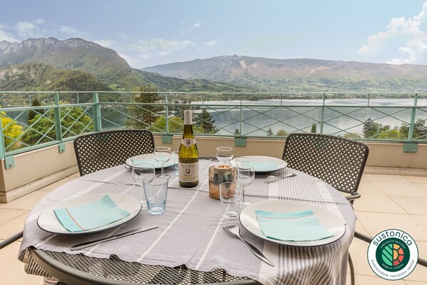 LLA Selections - Home and chalets Premium rentals French alps