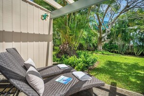 Manualoha 1103 Relax and Read in Comfort