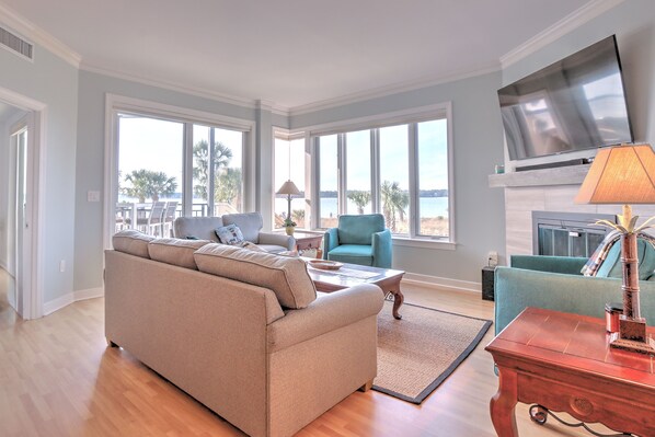 Living Room with Flat Screen TV