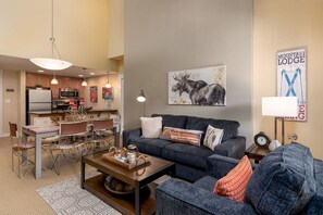 Style surrounds you at Fraser Crossing 3361
