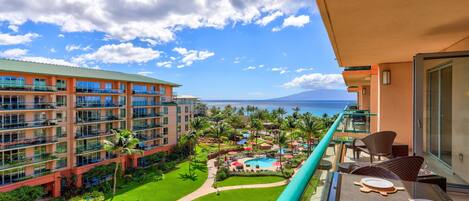 Experience the incredible ocean views from the private lanai of Konea 643