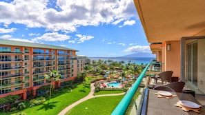 Experience the incredible ocean views from the private lanai of Konea 643