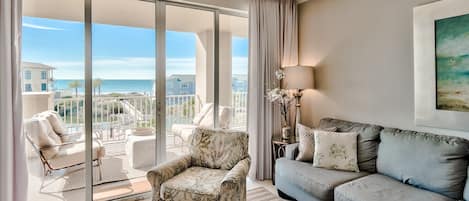 San Remo 309 - Your Friend at the Beach is pleased to show you San Remo 309. A beautiful 3 bedroom, 3 bath that has been repainted (2021) throughout the condo and well as new outdoor furniture (2021).