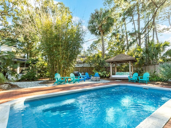 Guiding Light Cottage with Private Saltwater Pool (Optionally Heated)