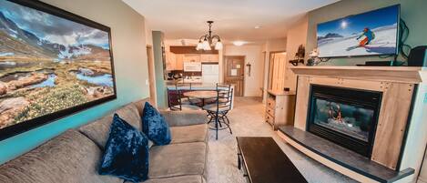 Lovely condo at Silver Mill!