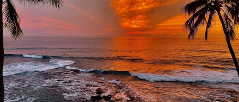 Sunset from Kona Reef A32 - Spectacular!