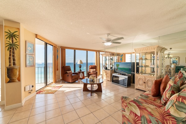 Welcome to Beach Lovers Paradise, Edgewater 811 T2 beachfront in beautiful Panama City Beach, Florida.