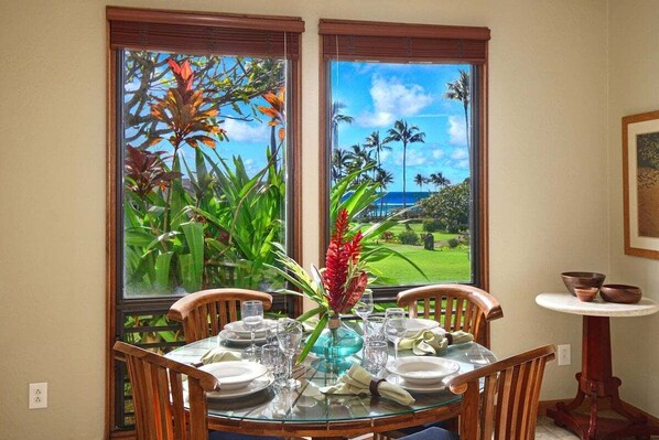 Dining Area - Kahala 613