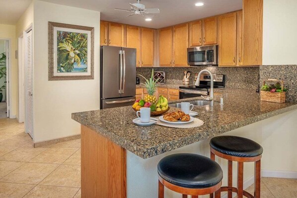 Regency 220 - Beautifully Remodeled Kitchen
