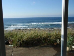 patio view - oceanfront views and tide pools