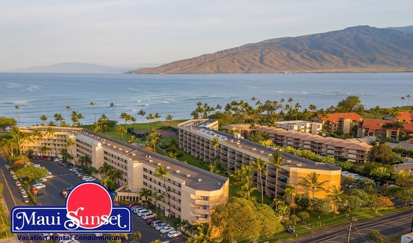 2018 on the beach in Maui