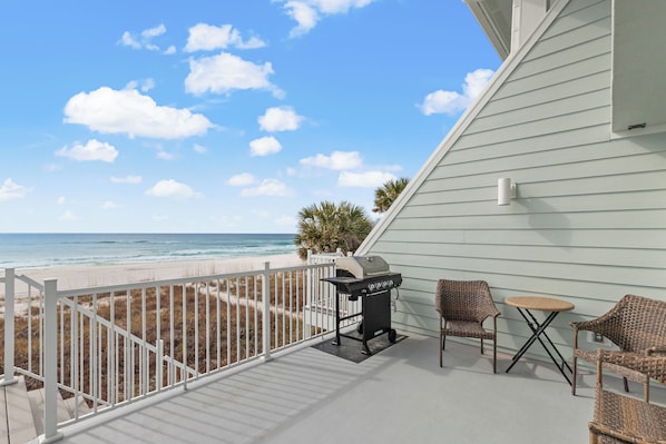 Private Deck