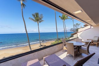 Beachfront Bliss: Makena Surf Resort B304 - Lovely Ocean Views & Lush Landscapes