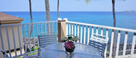 Great view of the ocean and pool area