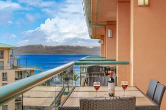 Maui Resort Rentals: Honua Kai Konea 708 – Rare Top Floor 2BR/1BA with Ocean + Mountain Views