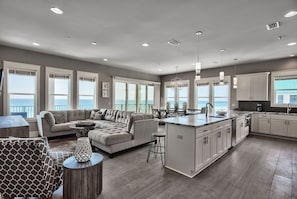 Sol Dorado - Luxury Beachfront Duplex with Private Pool in Destin, FL - Five Star Properties Destin/30A