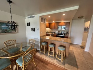 Dining Area - Dining Area and Eat in Island Seating