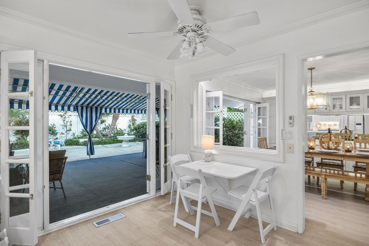 La Jolla Shores home with ocean view, private hot tub, gas fireplace & gas grill