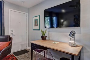 Roku TV with minimalist decors