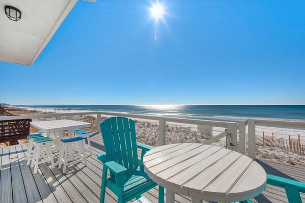 Pointe of View balcony