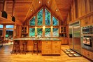Forrest Lodge - Beautiful large kitchen