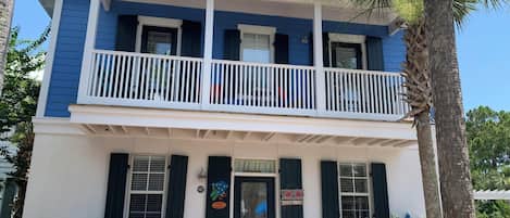 Welcome to Bungalows at Seagrove #147!