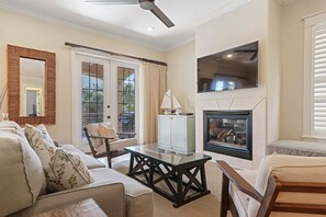 Ocean Escape - Destiny by the Sea Vacation Rental House with Community Pool and Near Beach in Destin, Florida - Five Star Properties Destin/30A
