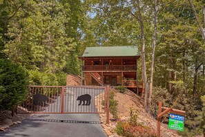 Amazing Front Gates of Brown Bear Den