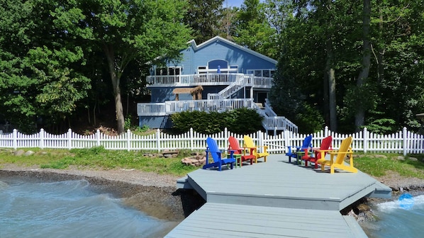 Lake views and luxury living at Stargazer on Keuka Lake.
