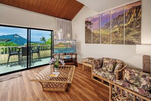 Manualoha 1105 - 2022 New Flooring and Art Work