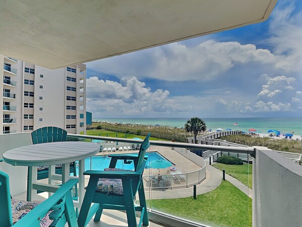 Welcome to Regency Towers #302 West