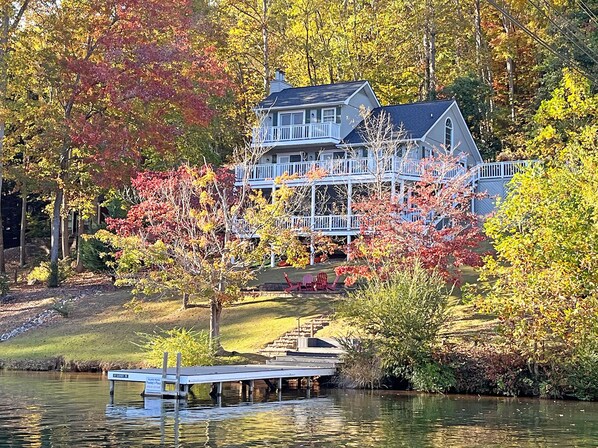 LAKE LURE WILL NOT BE OPEN FOR RECREATIONAL BOATING, FISHING OR SWIMMING IN 2025 SEASON.  Although the lake is closed while Hurricane Helene cleanup continues, there is much that our beautiful foothills areas has to offer. Pawleys Place is welcoming guests.