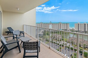 Ariel Dunes II 1608 balcony