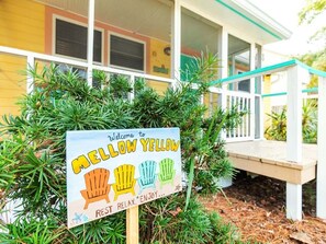 Welcome to Mellow Yellow