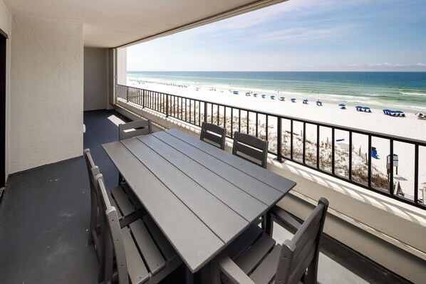 Private balcony with direct gulf views